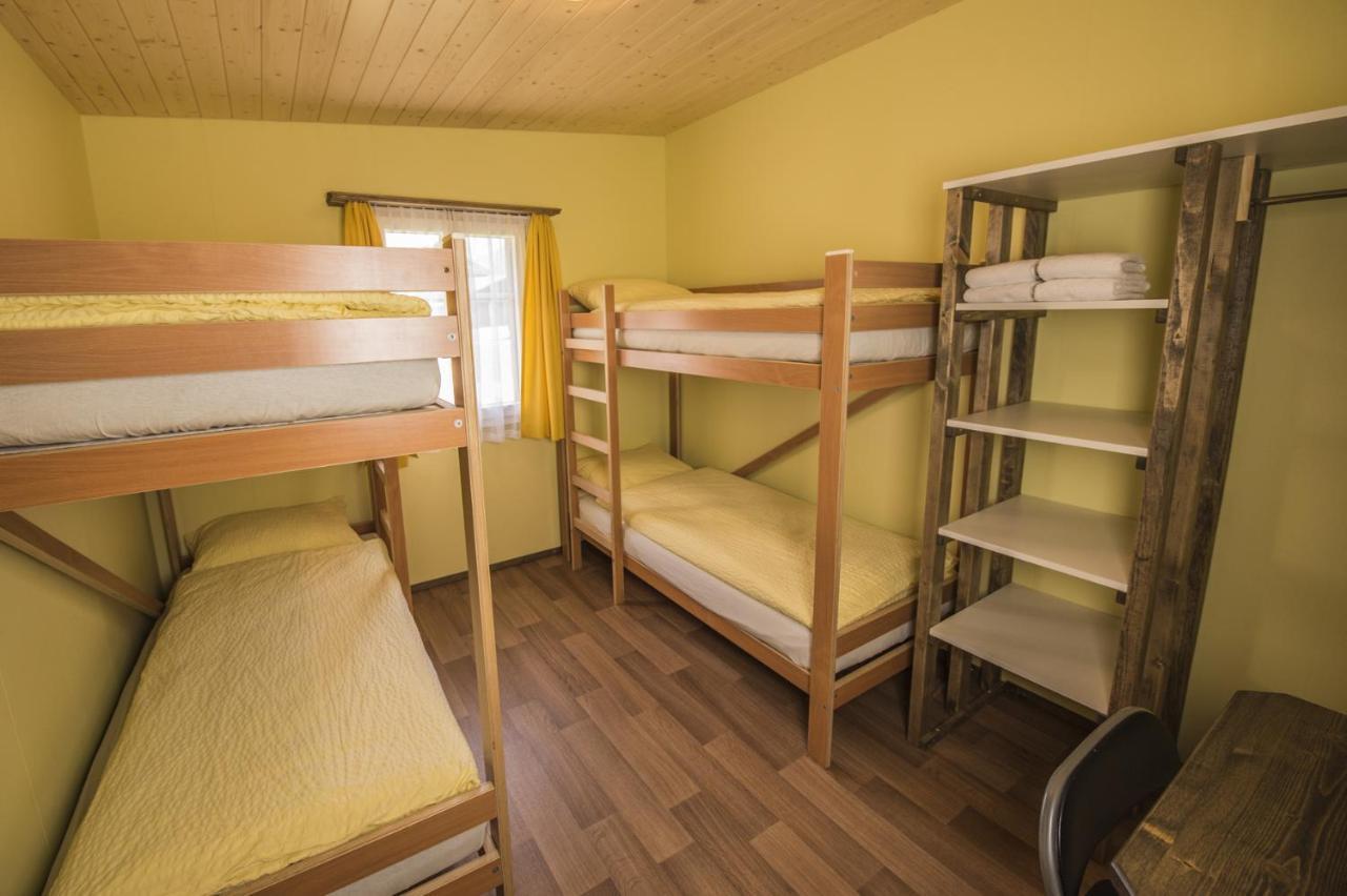 Schutzenbach Backpackers For Adults 18-35 Hostel Lauterbrunnen Bagian luar foto